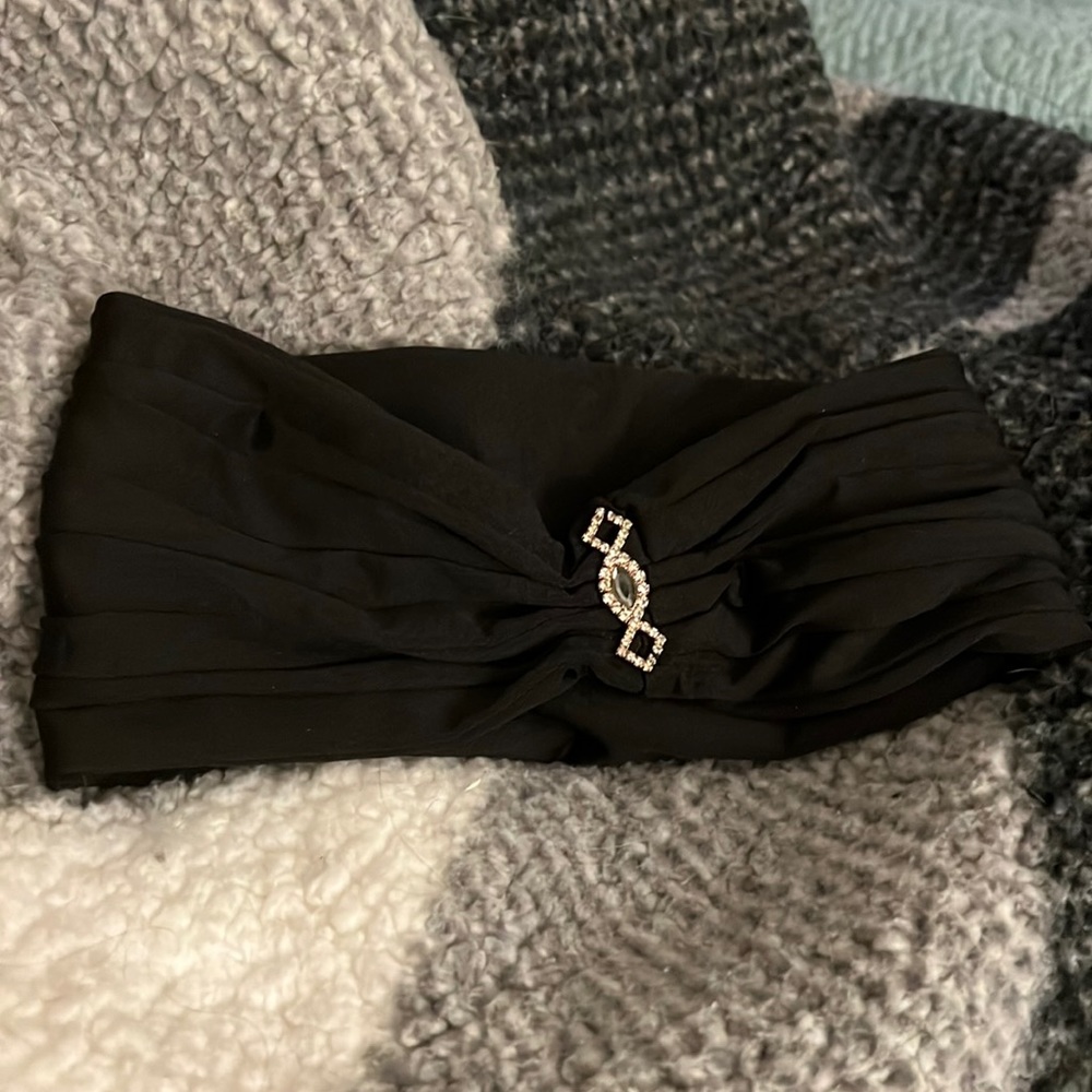 Black Jewel Hair Turbine